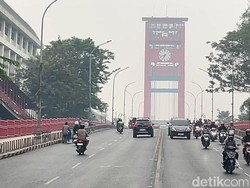 Kualitas Udara Palembang Pagi Ini Tidak Sehat, Warga Diminta Pakai Masker