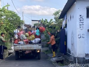 Mobil Pengangkut Sampah DLHP Klungkung Dapat Prioritas di SPBU