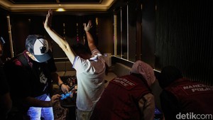 Video: Momen BNN-Bareskrim Razia Tempat Hiburan Malam di PIK