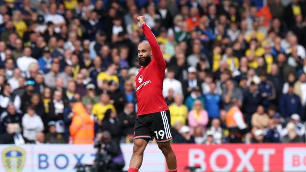 LEEDS, ENGLAND - OCTOBER 18: Bryan Mbeumo of Manchester United celebrates scoring his team's first goal during the Premier League 2026/27 match between Leeds United and Manchester United at Elland Road on October 18, 2026 in Leeds, England. (Photo by Michael Steele/Getty Images)