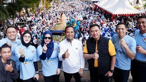 Gubernur Sulsel Meriahkan Jalan Sehat Anti Mager-Kirab Swasembada Pangan