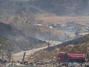 Kebakaran di TPA Aloppoe Parepare Sudah 19 Jam Belum Padam