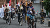 Kota Lama Semarang Jadi Titik Kumpul Ribuan Pencinta Sepeda Onthel