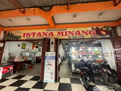Restoran Legendaris yang Pikat Lidah Jokowi, Ada Menu Ikan Khas Danau Toba