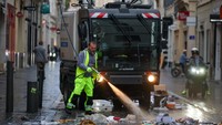 Sisa Kerusuhan Warnai Jalanan Marseille, Petugas Turun Bersihkan Kota