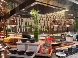 Hotel Bintang 5 Ini Punya Buffet AYCE Mewah, Ada Seafood hingga Tomahawk