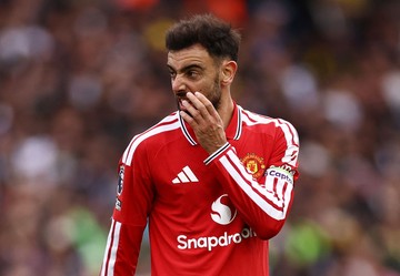 Posisi Bruno Fernandes Diutak-atik ya, Carrick?