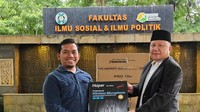 Sambut Dies Natalis Ke-46 FISIP USU, Sugiat Santoso Hibahkan Audio System