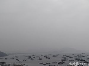 Haze Kembali Selimuti Labuan Bajo, Jarak Pandang Terbatas 4 Km