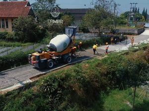 Jabar Siapkan 18 Mobile Batching Plant untuk Bangun Jalan Desa Terpencil