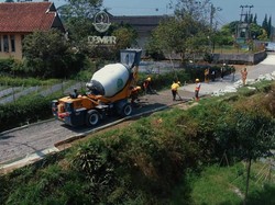 Jabar Siapkan 18 Mobile Batching Plant untuk Bangun Jalan Desa Terpencil