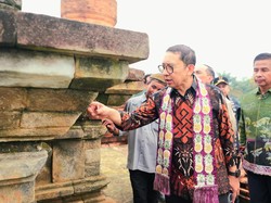 Menbud Tinjau Candi Muara Takus di Riau, Dorong Percepatan Revitalisasi