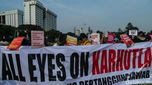 Massa Mahasiswa dan Aliansi Masyarakat Gelar Aksi di Tugu Tani Jakpus