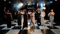Penyintas Kanker Payudara di Tunisia Tampil Pede di Panggung Busana