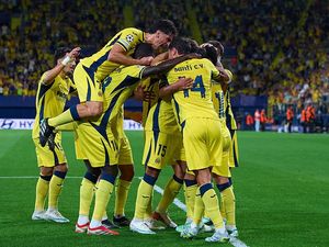 Liverpool Vs Villarreal: Kapal Selam Kuning Ingin Tenggelamkan si Merah