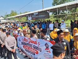 200 Guru di Lamongan Desak Kasus Kapsek Dihajar Oknum TNI Diusut Tuntas