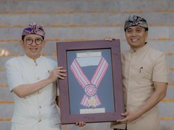 Asosiasi Museum Beri Penghargaan Mahottama Adibudaya ke Menbud