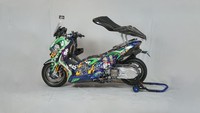 Modifikasi Yamaha Xmax Bertema Joker, Canggih dengan Sistem Kontak Sidik Jari