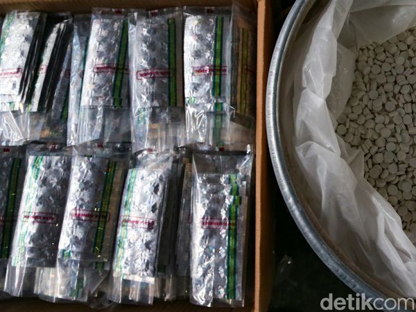 Pabrik Obat Keras Ilegal di Sukoharjo Digerebek, 7,8 Juta Butir Disita