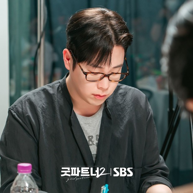 P.O saat script reading Good Partner 2/ Foto: instagram.com/sbsdrama.official