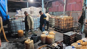 Polda Riau Bongkar Penyelewengan 6.500 Liter Solar, 2 Tersangka Dijerat