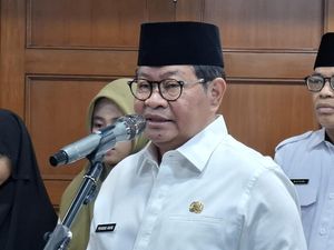 Pramono Turunkan Tim Usut Viral Sindikat Copet di Halte TransJ Kampung Melayu