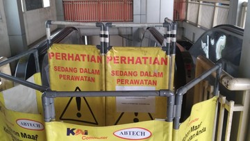 Sudah Sepekan Eskalator di Stasiun Kebayoran Mati - Infolitik