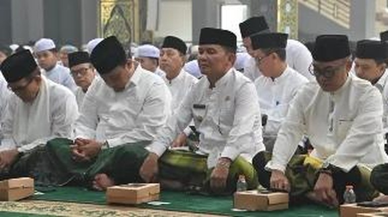 Istigasah Hari Santri, 3.000 Warga Kalteng Doa Minta Hujan-Karhutla Padam