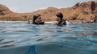 8 Potret Prilly Latuconsina Ultah ke-30, Diving-Dinner Romantis Bareng Pacar