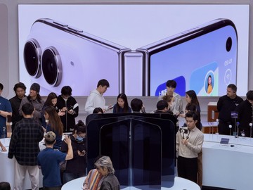 Begini Antusiasme Warga China Sambut iPhone Lipat Apple - Infolitik