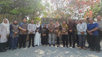 Senator-Sekjen DPD Verifikasi Langsung Kandidat 3 Besar DPD Awards di Lamongan - Infolitik