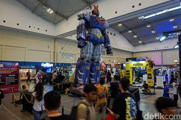Ribuan Penggemar Padati Indonesia Game Expo 2026 - Infolitik