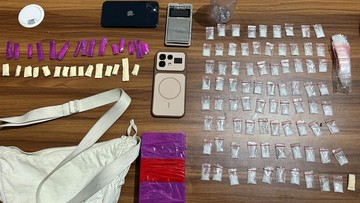 Polisi Gerebek Kampung Narkoba di Manado, Tangkap 4 Orang-Sita 111 Paket Sabu - Infolitik