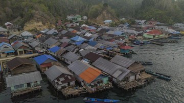 Mengintip Kehidupan Suku Bajo, Nelayan Tangguh dari Halmahera Selatan