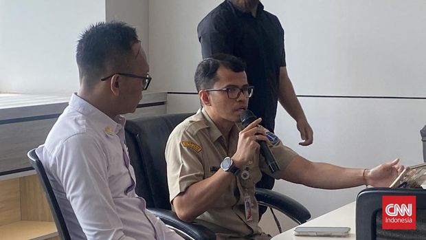 Sebanyak 10 lurah finalis Benyamin S Award (BSA) 2026 dan 10 lurah finalis BSA 2025 ikuti pelatihan dasar-dasar perhumasan di Grha Ali Sadikin Balai Kota, Jakarta Pusat, Senin (26/10).
