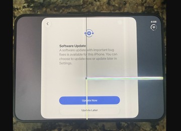 Laporan Layar iPhone Duo Rusak Meluas, Dituding Ada Cacat Desain - Infolitik