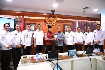 Kemensos-Polri Perkuat Sinergi Penanganan Bencana hingga Sekolah Rakyat - Infolitik