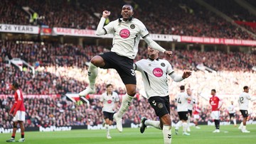 Old Trafford 'Taman Bermain' Bournemouth