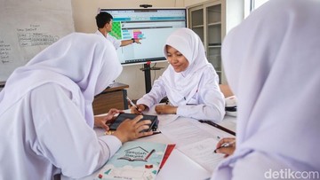 Tak Hanya Pendidikan, Sekolah Rakyat Juga Sejahterakan Keluarga Siswa - Infolitik