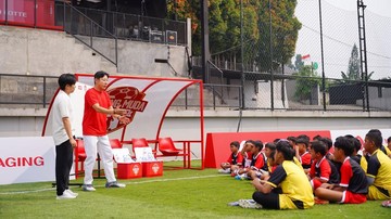 Ketika STY dan 2 Eks Persija Jadi Pelatih Bocah-bocah