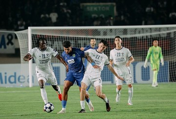 Melbourne Victory Dikalahkan Persib, Pelatihnya Bilang Begini