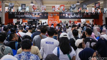 Dikejar Waktu, Jastiper Berburu Barang Diskon di Imperfect Sale 2026 - Infolitik