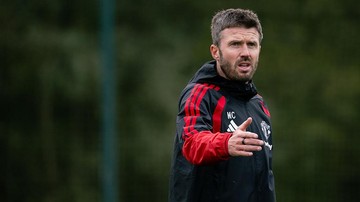 Terancam Dipecat, Carrick Sadar Risiko Melatih MU
