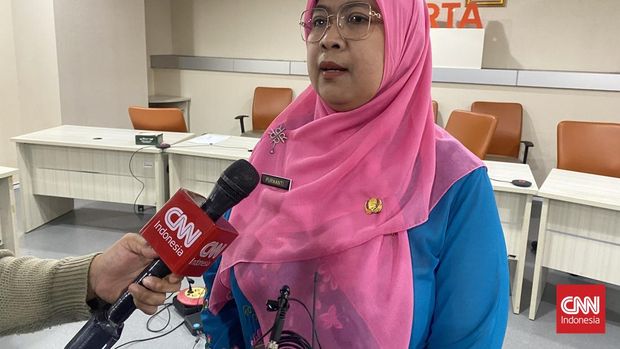 Kehadiran peserta lintas generasi juga disorot oleh Wakil Kepala Dinas Lingkungan Hidup DKI Jakarta Purwanti Suryandari. “Kalau kita melihat yang kemarin itu tidak hanya dilakukan oleh aktivis-aktivis aja tapi kemarin saya lihat ada siswa, pelajar. Kan berarti dia sudah luar biasa, mereka sudah tergerak,” ujar Purwanti, Jumat (30/10).