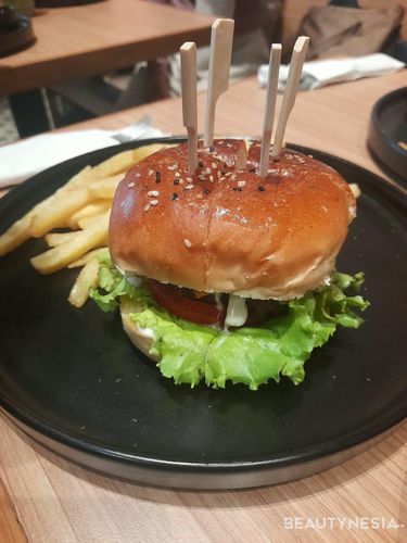 Skipjack Burger
