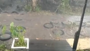 Dokumentasi pelaporan resmi Hujan Es di Palangka Raya Bikin Warga Kaget: Seperti Dilempari Batu