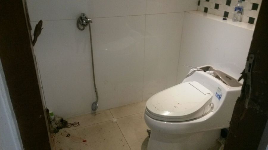 Video Saat Korban Pembunuhan di Pulomas Dievakuasi dari Toilet
