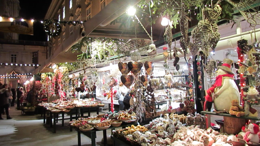 Asyiknya Pasar Malam Salzburg