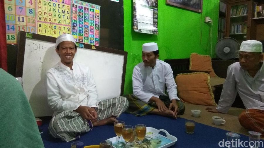 Melihat Keseharian Nurul Fahmi Lebih Dekat 