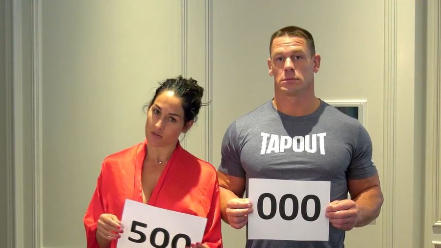 Rayakan 500 Ribu Subscribers, Nikki Bella dan John Cena Bugil